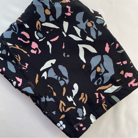 Sweaty Betty Power 9” Biker Shorts Small - Picture 1 of 7